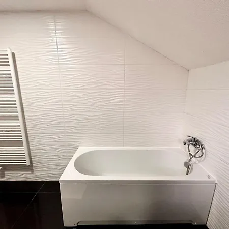 Max شقة سراييفو